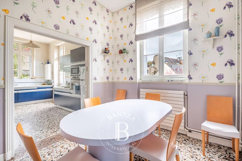 For Sale Property | Vaux-sur-Seine - picture 2