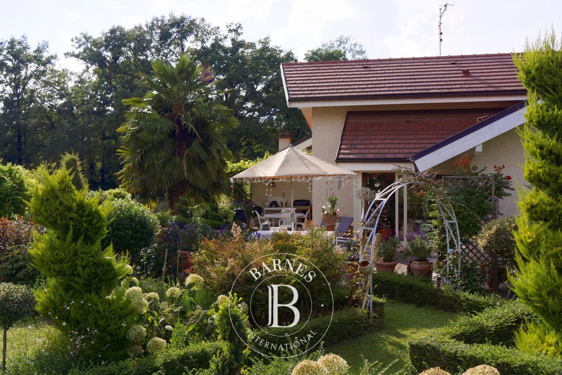 Yvoire - Villa d’architecte  - Vue lac - Parc de 2 025 m² - 4 chambres - picture 3