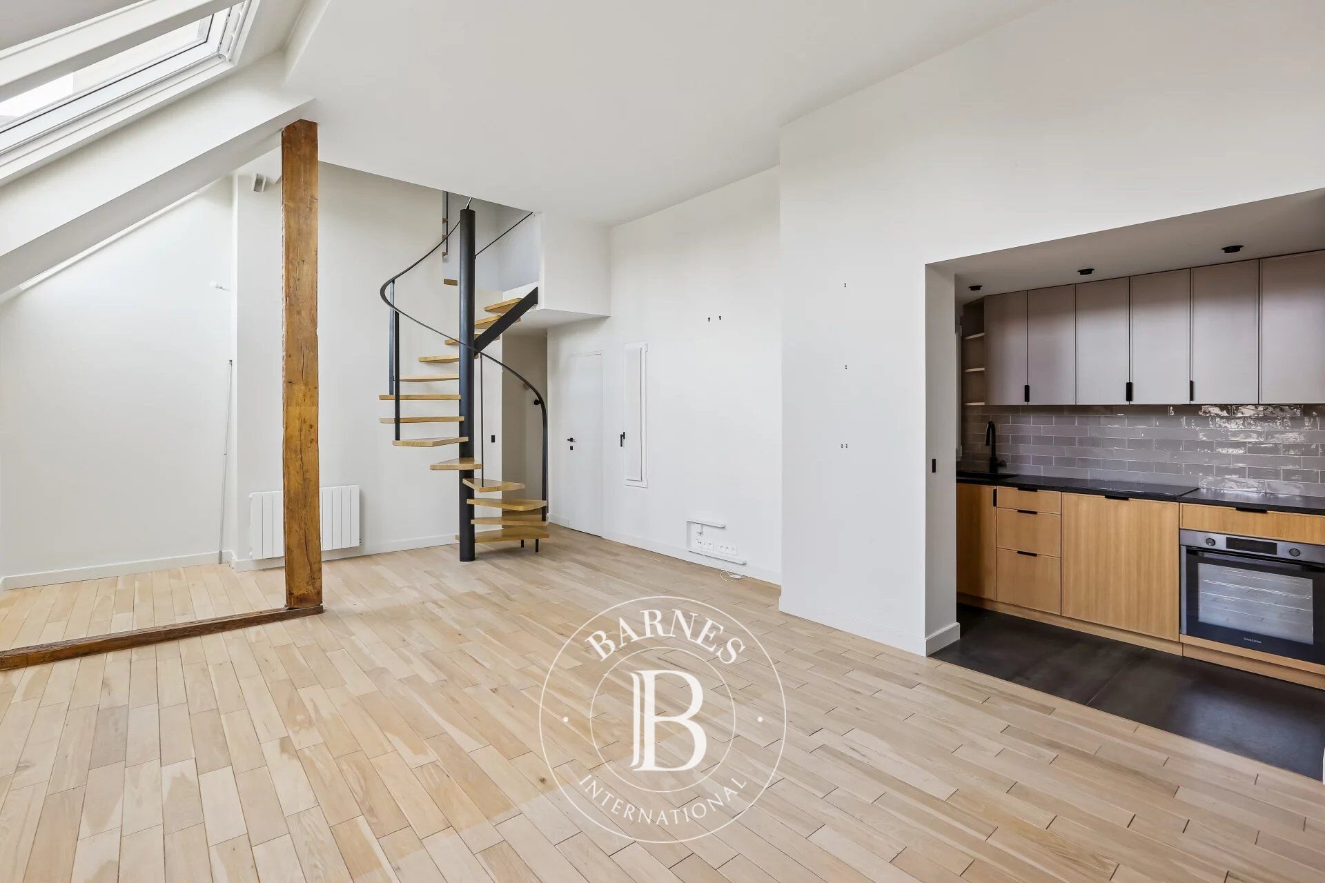 For Sale Apartment | Paris 6ème - picture 6