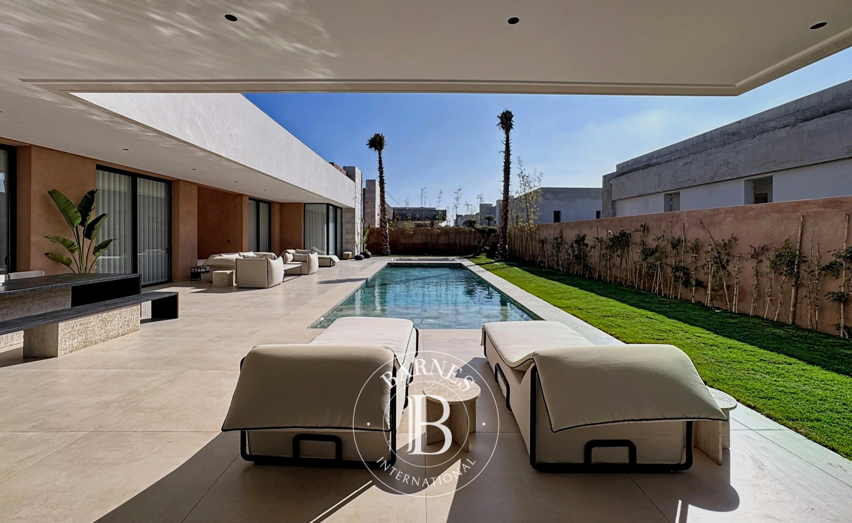 Villa contemporaine en construction - picture 2