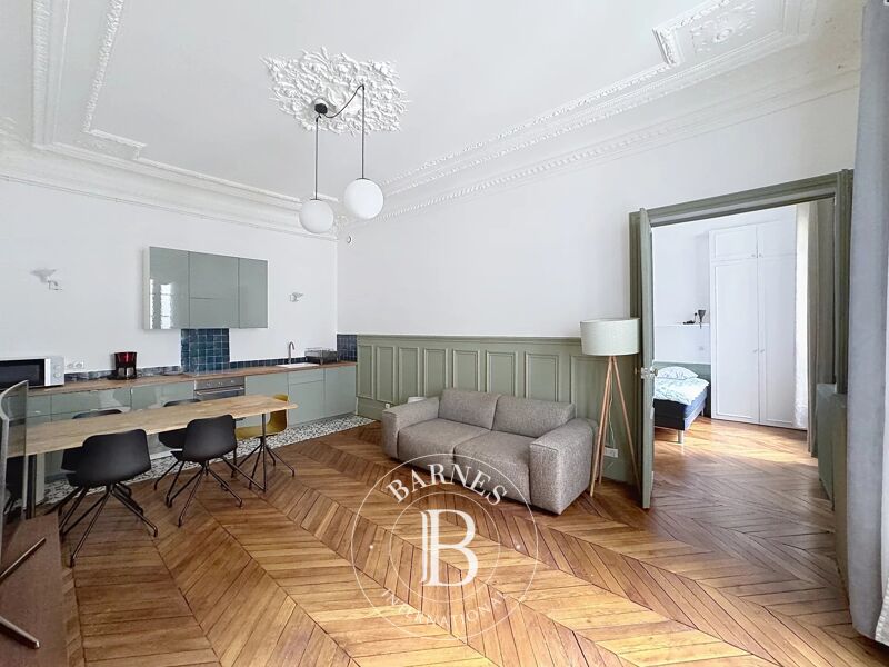 For Rent Apartment | Paris 8ème - picture 3