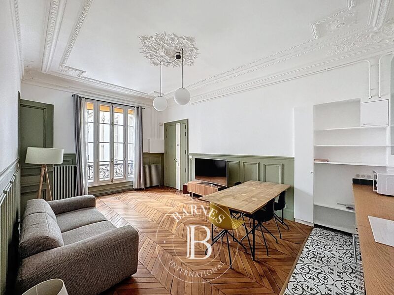 For Rent Apartment | Paris 8ème - picture 2