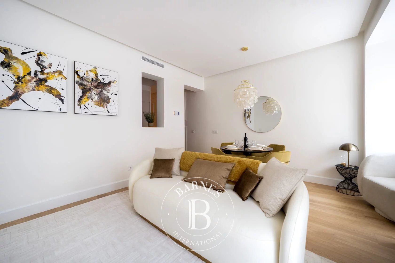 Komplette Renovierung eines klassischen Anwesens in Salamanca - picture 1