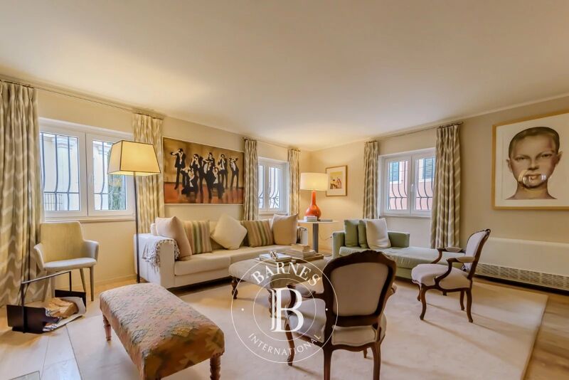 For Sale Triplex | Estrela - picture 1