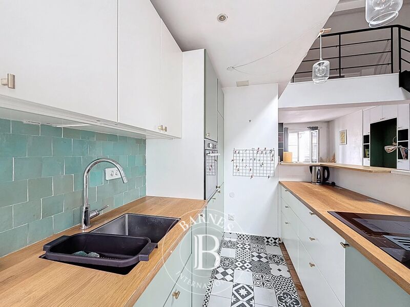 For Rent Apartment | Levallois-Perret - picture 3