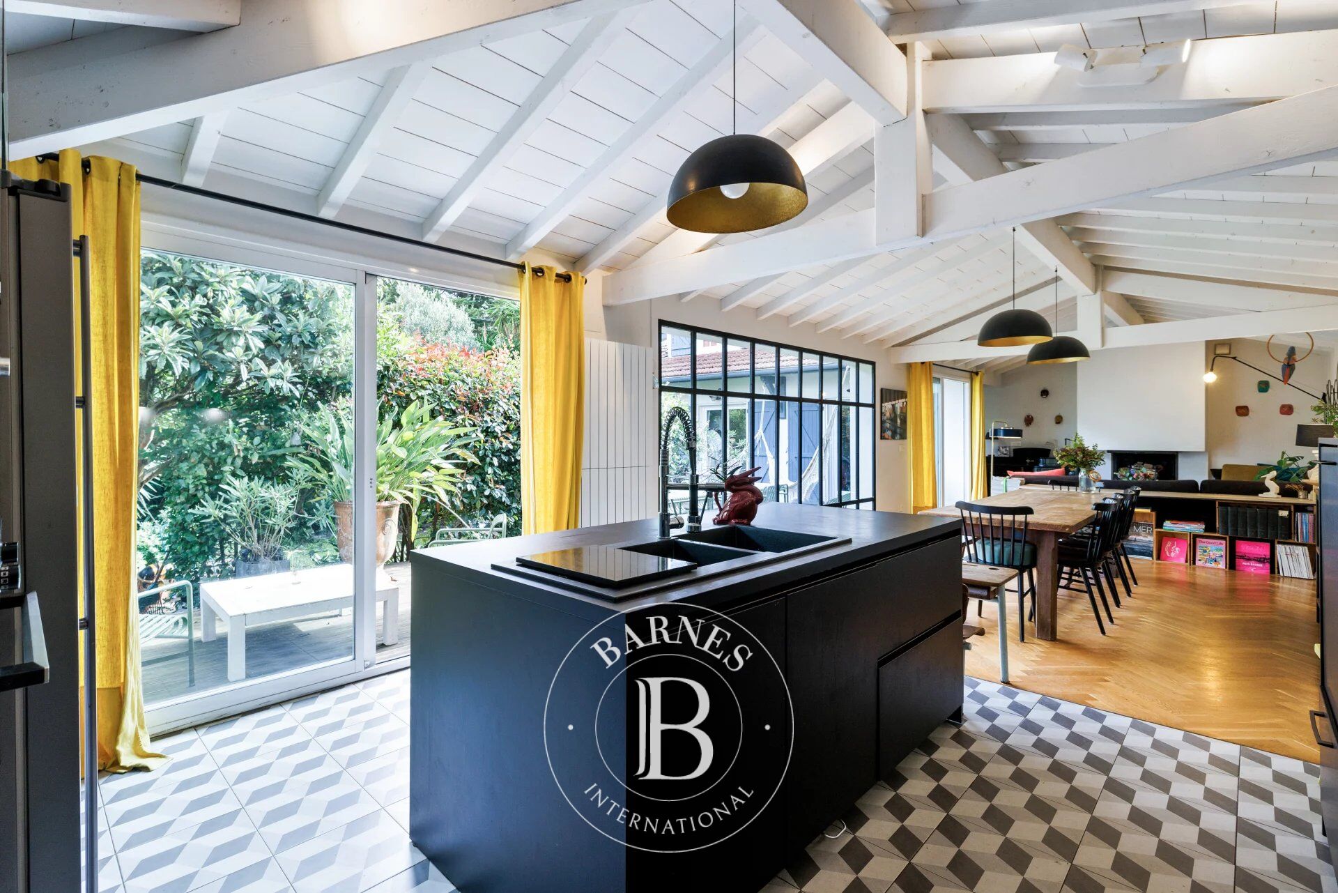 Villa Biarritz - picture 2