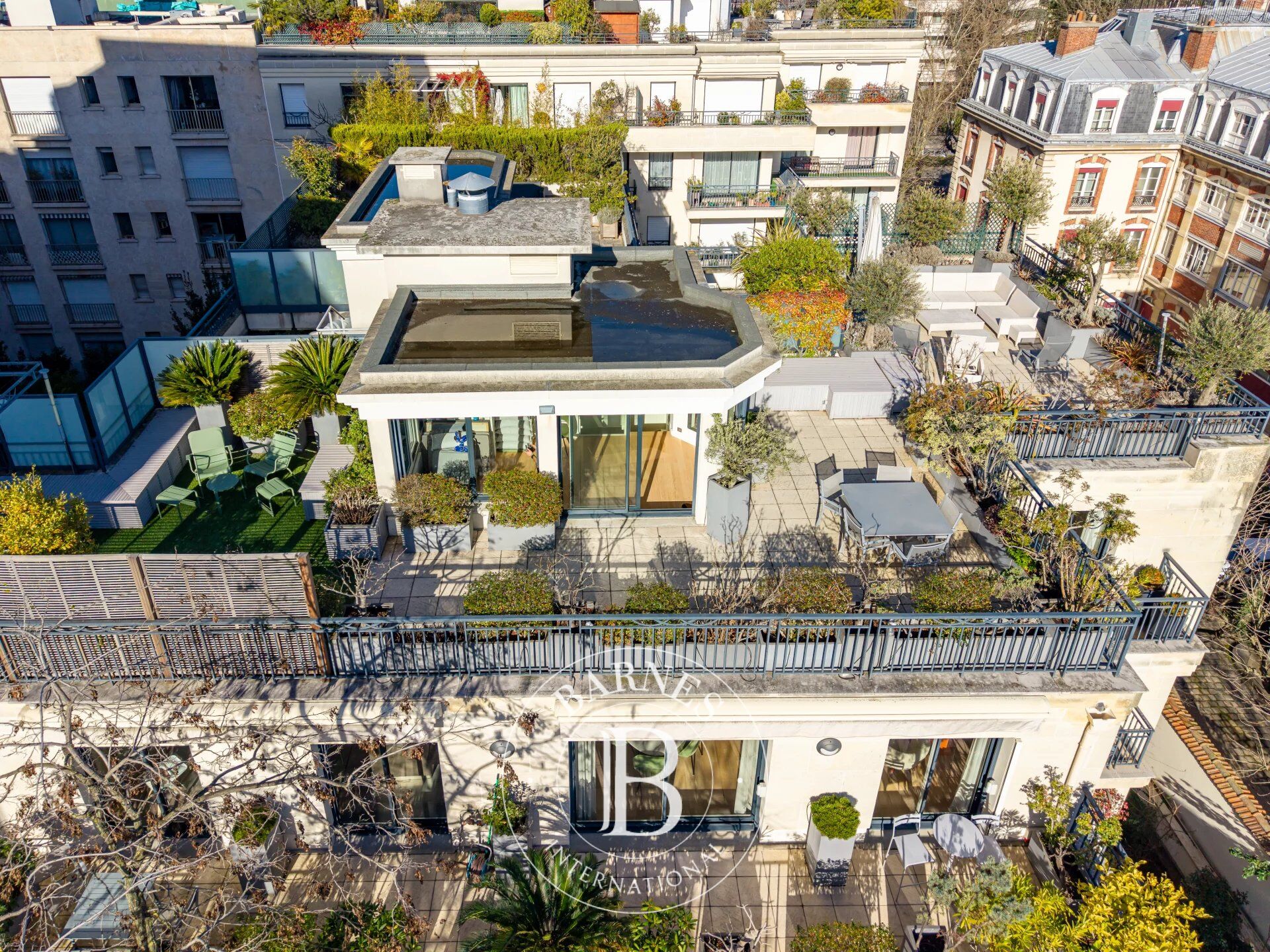Neuilly -  Inkermann - Duplex avec terrasses - 2 chambres et bureau - picture 2