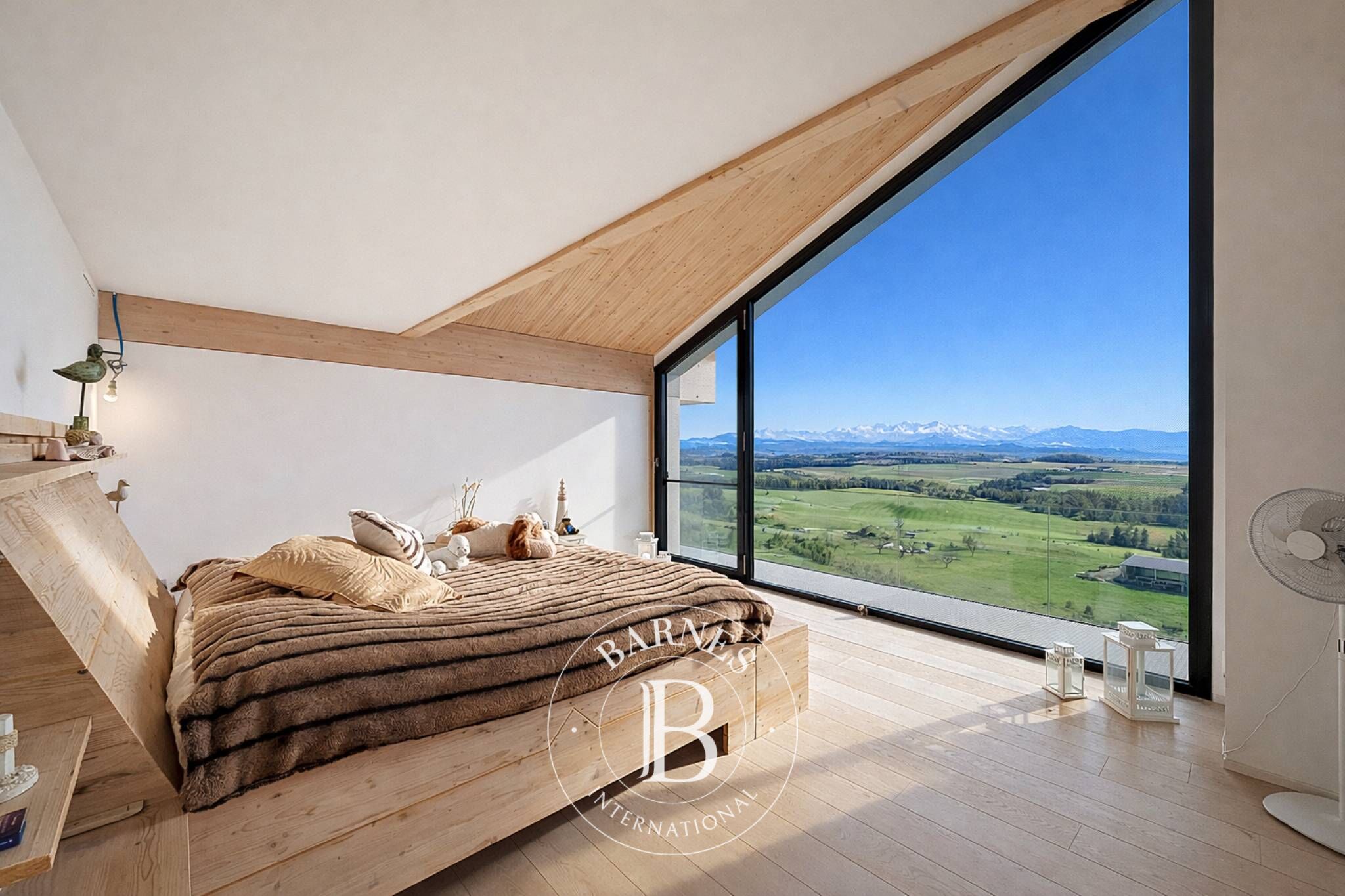 Villa Clarmont - picture 2