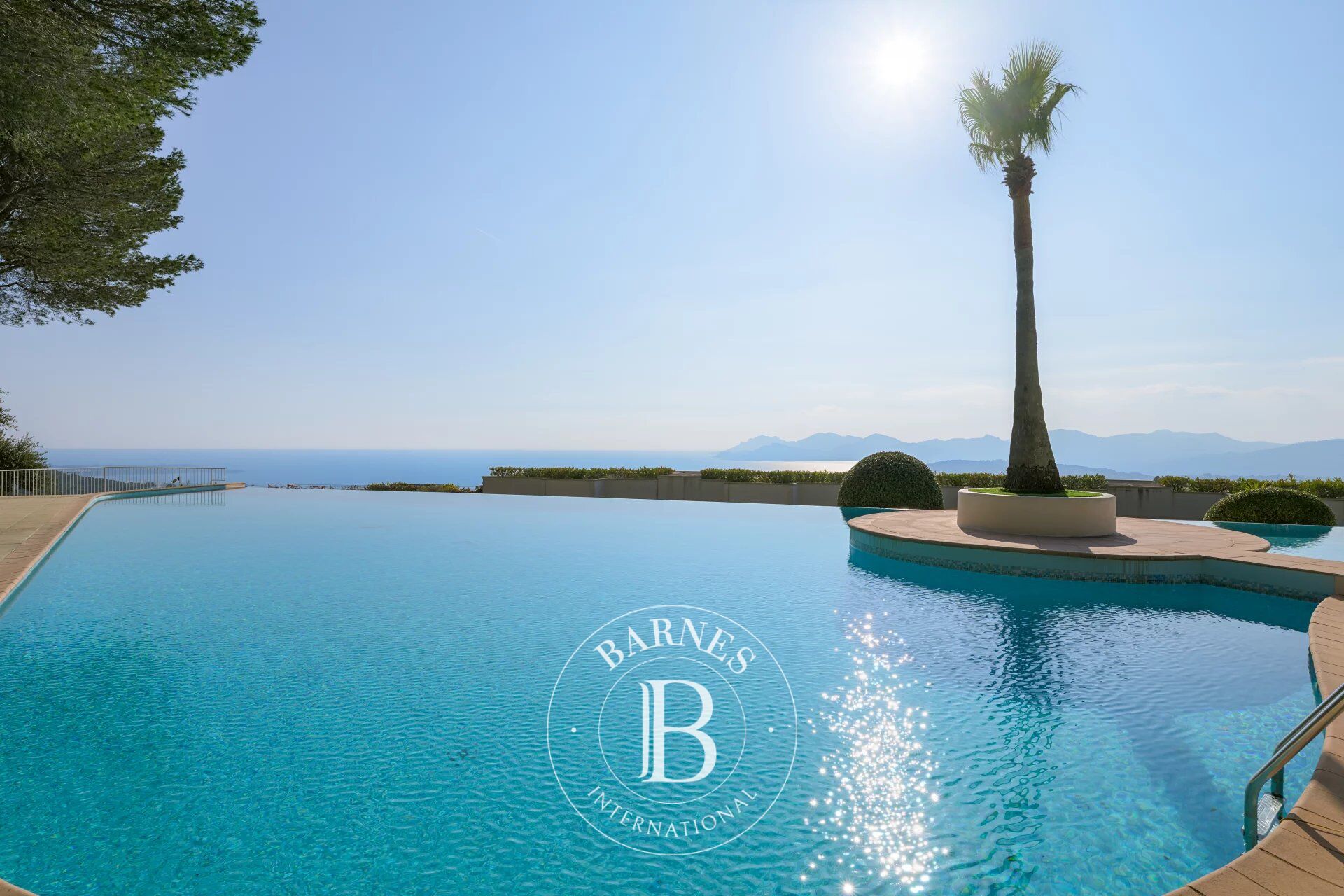 MOUGINS CANNES ÉTOILE - VUE PANORAMIQUE 3 PIÈCES - picture 1