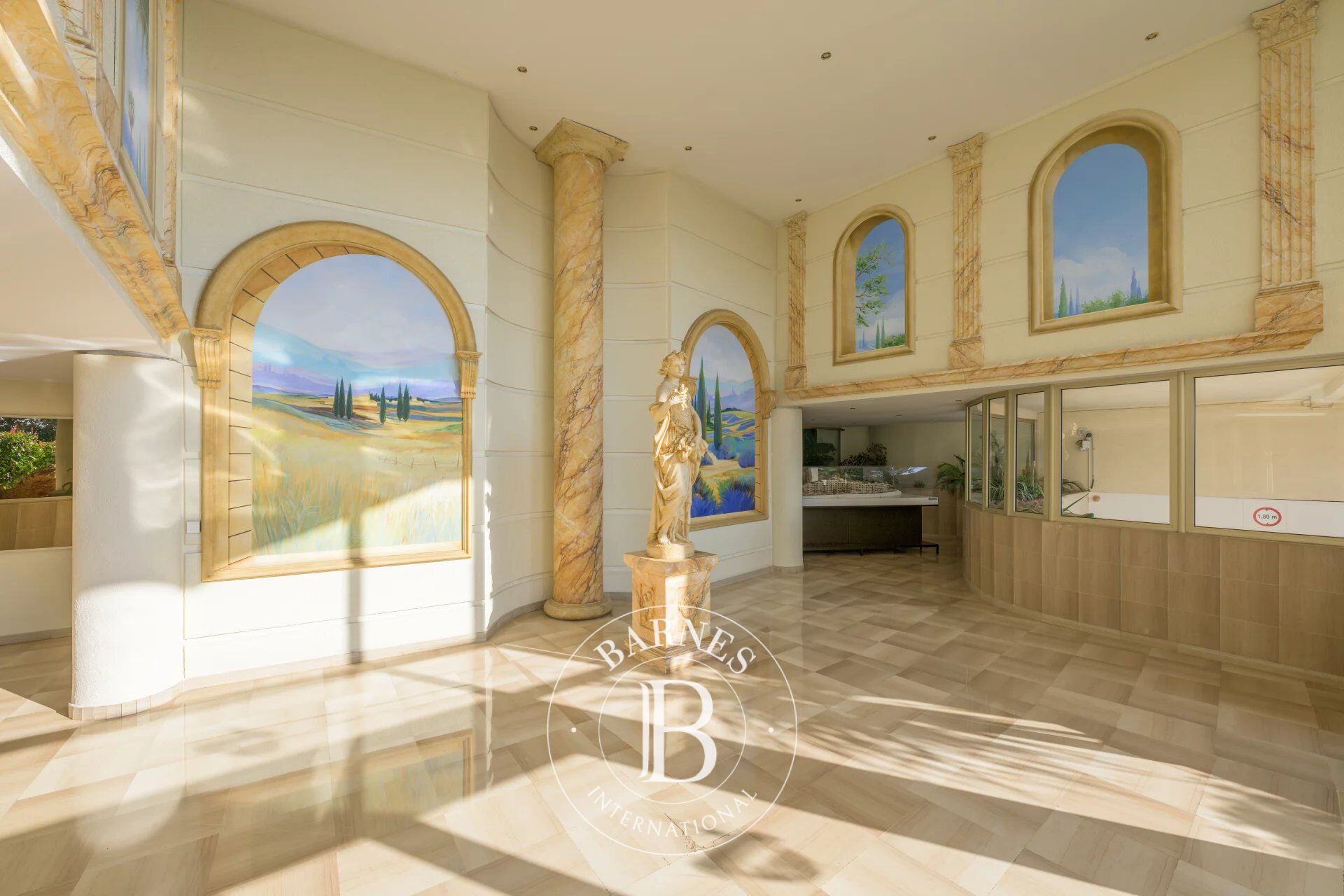 MOUGINS CANNES ÉTOILE – PANORAMIC VIEW 2-BEDROOM APARTMENT - picture 3