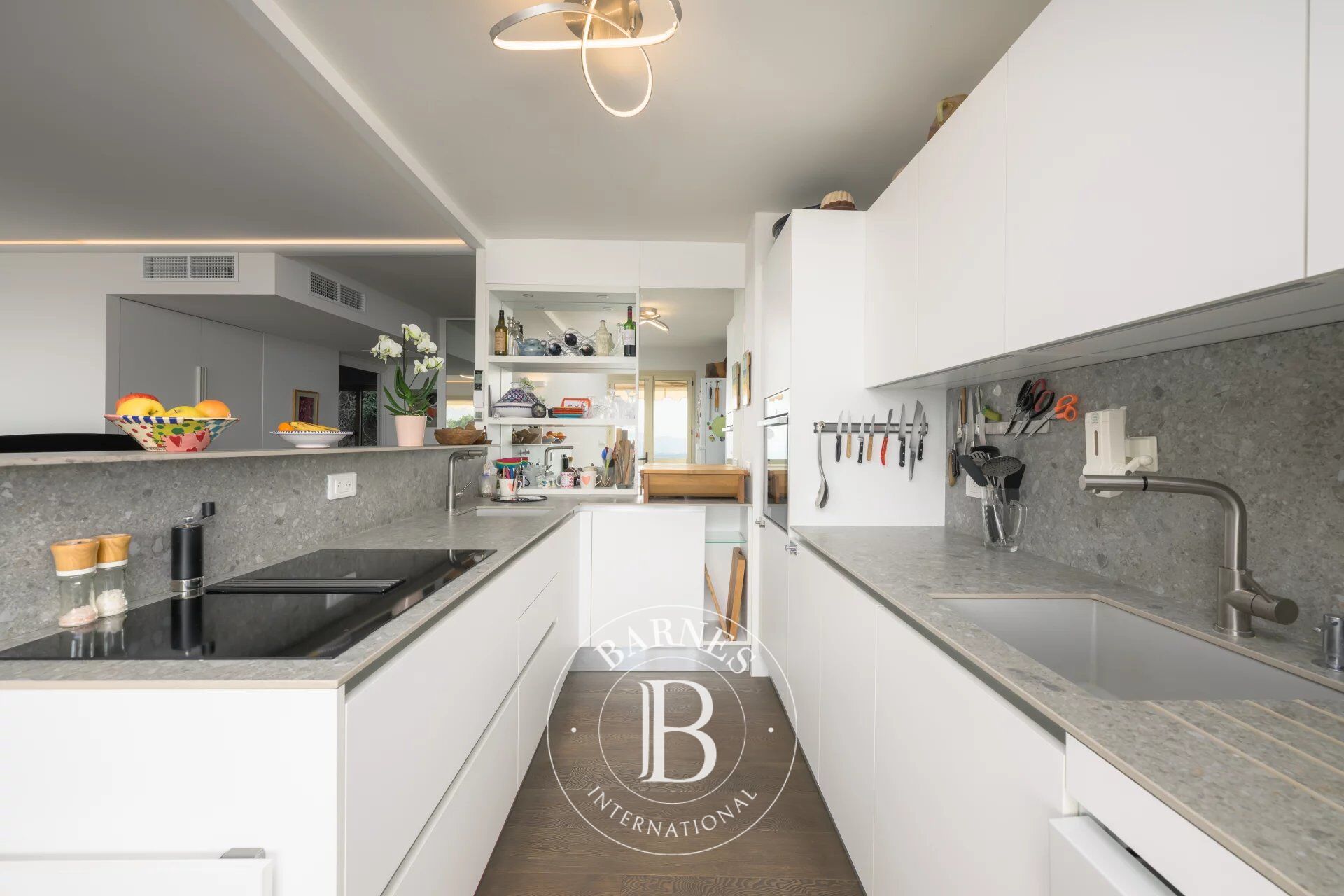 MOUGINS CANNES ÉTOILE - VUE PANORAMIQUE 3 PIÈCES - picture 3