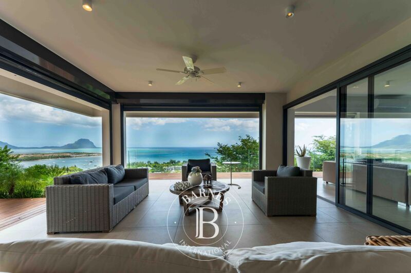 Venta Villa | Rivière Noire - picture 3