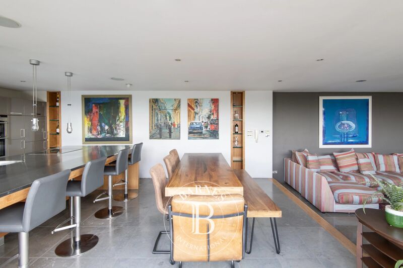 For Rent Apartment | London - picture 1