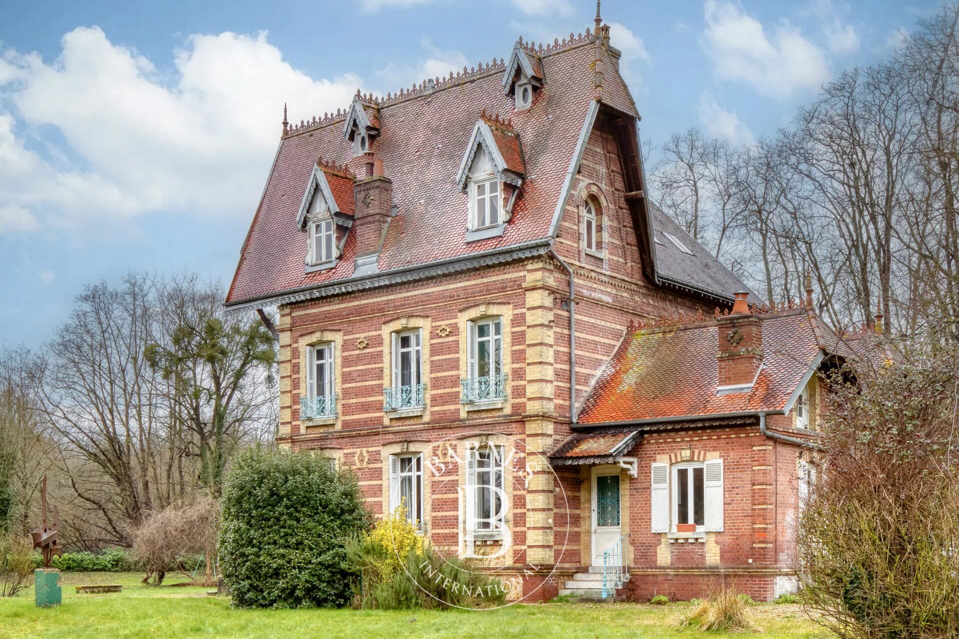1.5 hours from Paris – Character property on the banks of the Seine - picture 2