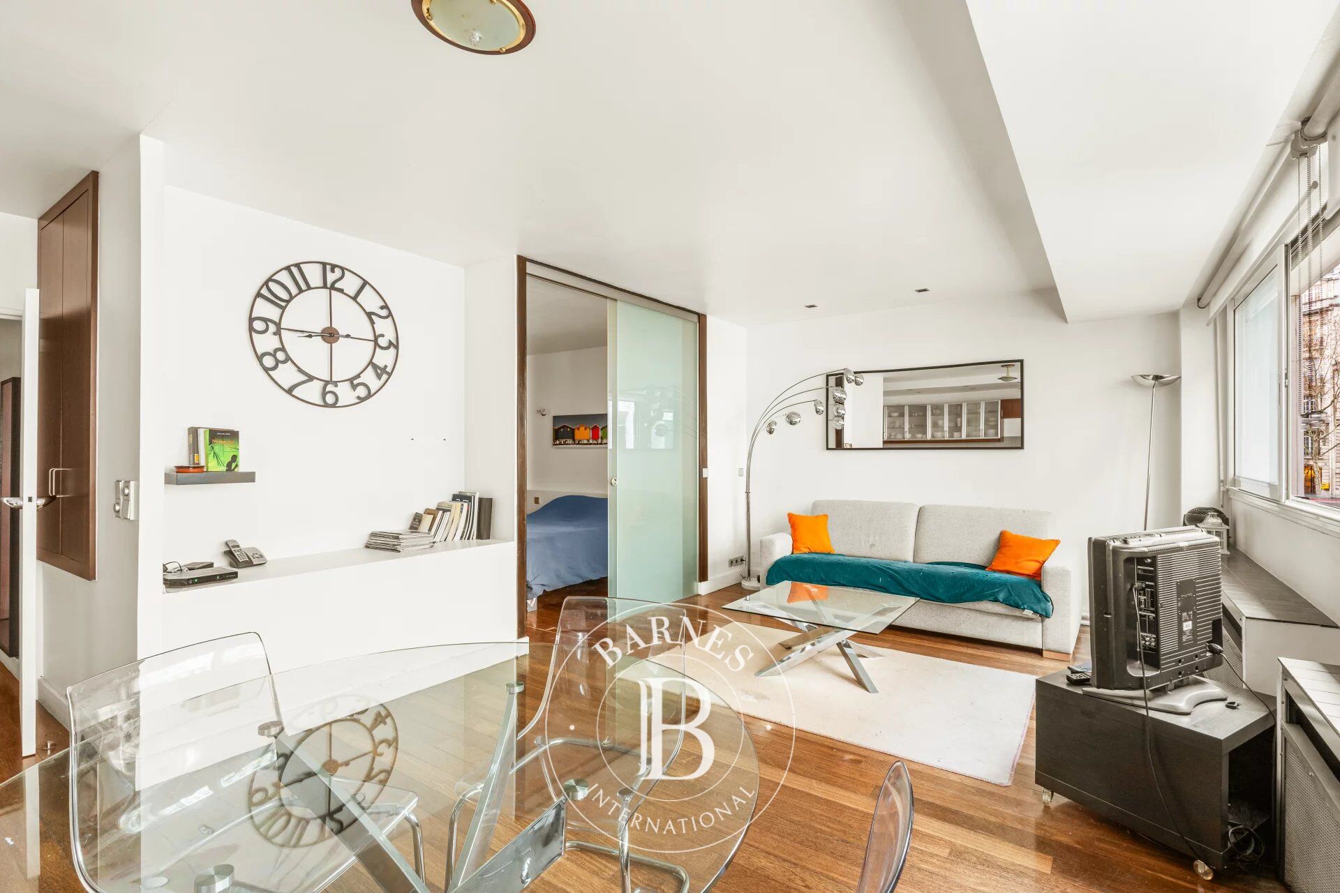 Wohnung Paris 8ème - picture 3