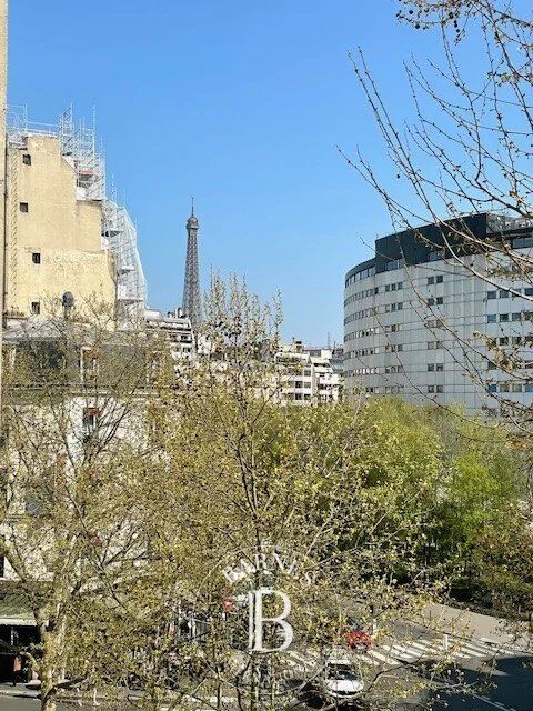 APPARTEMENT 3 PIECES RENOVE PARIS 16ème - picture 3