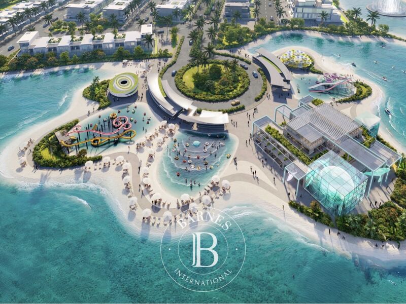 New development Dubai Land - picture 1