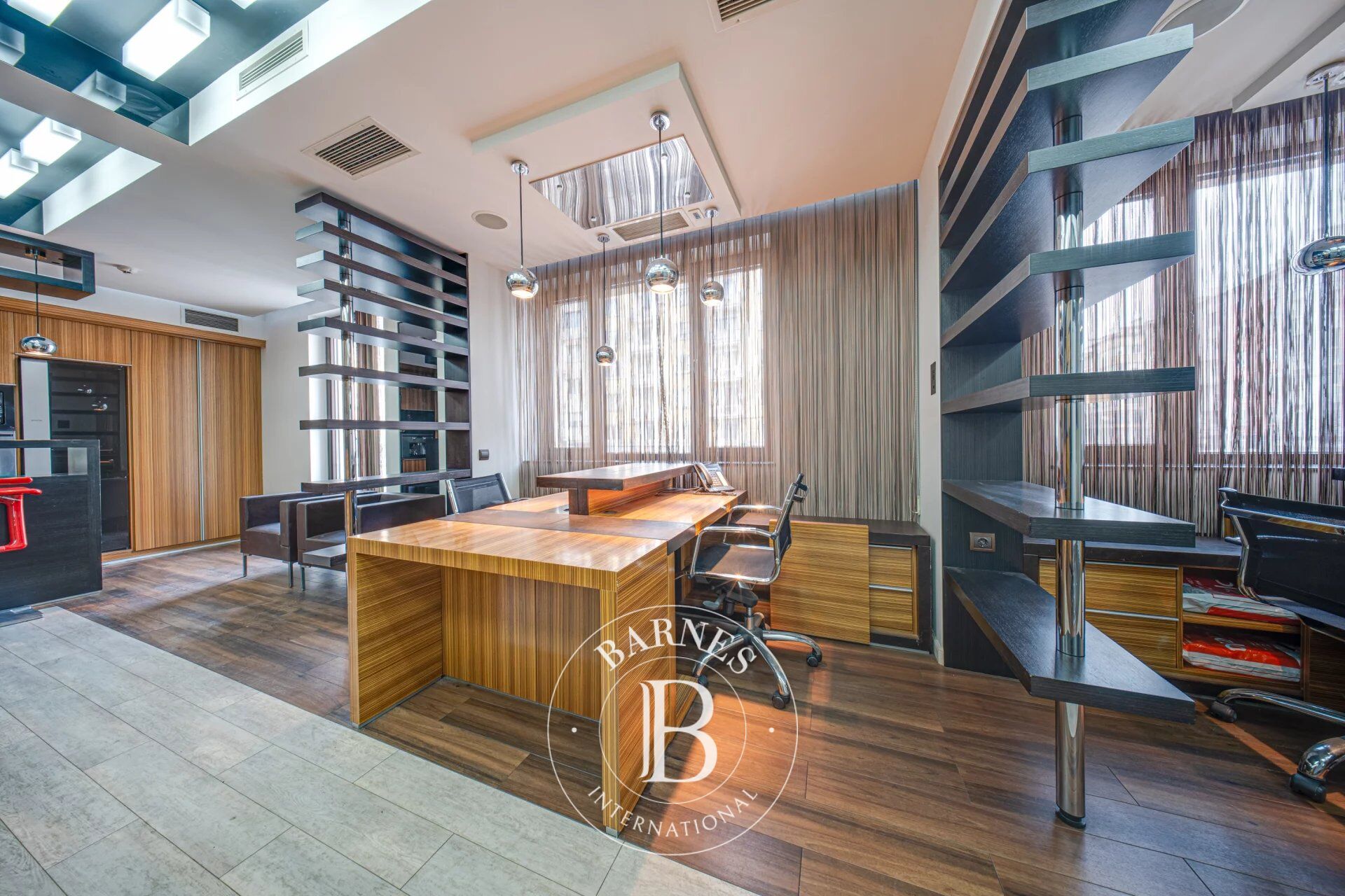 Bureau Sofia - picture 1