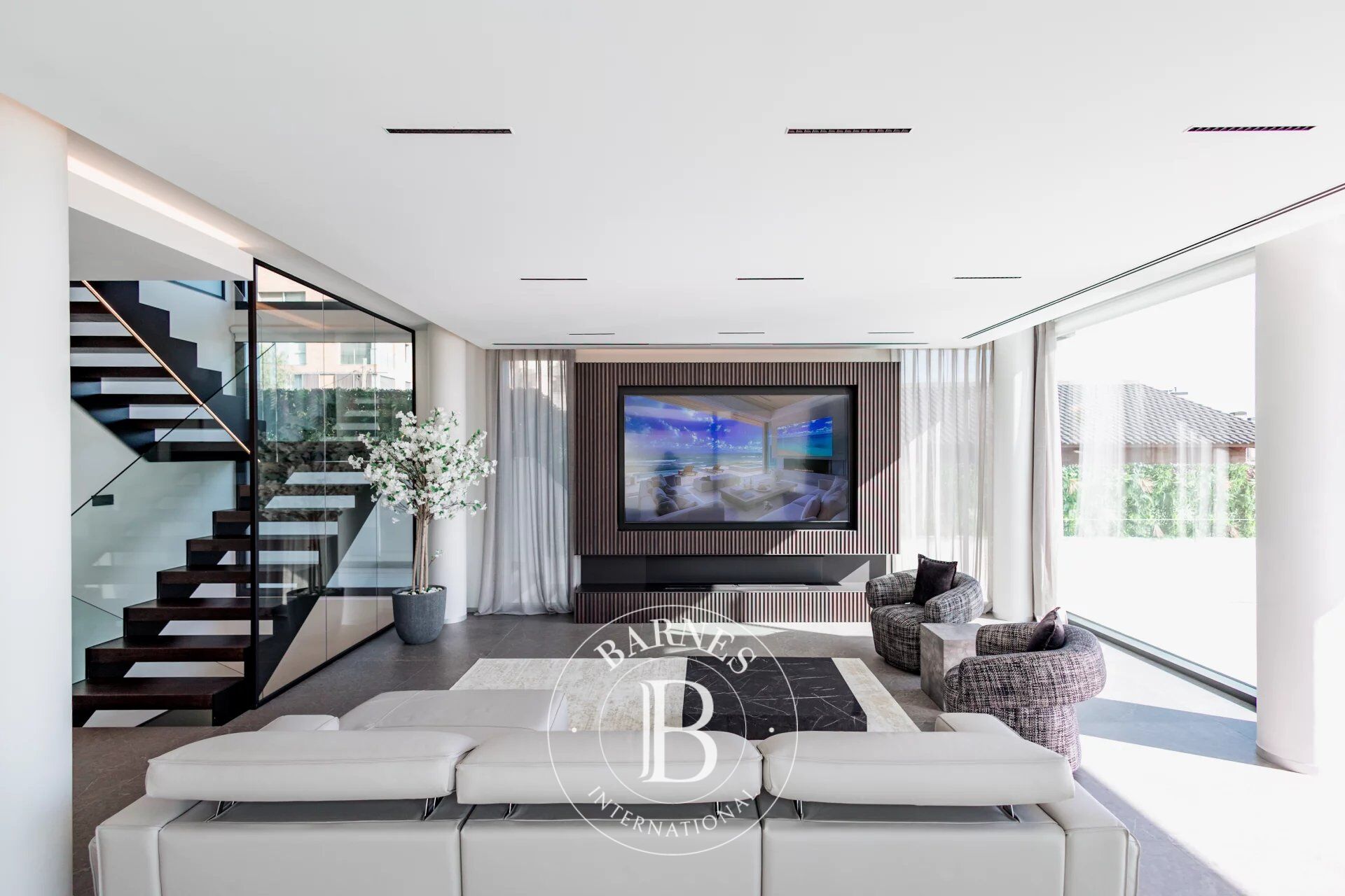 new contemporary villa with panoramic views, infinity pool and 7-car garage in sarrià-sant gervasi - picture 3