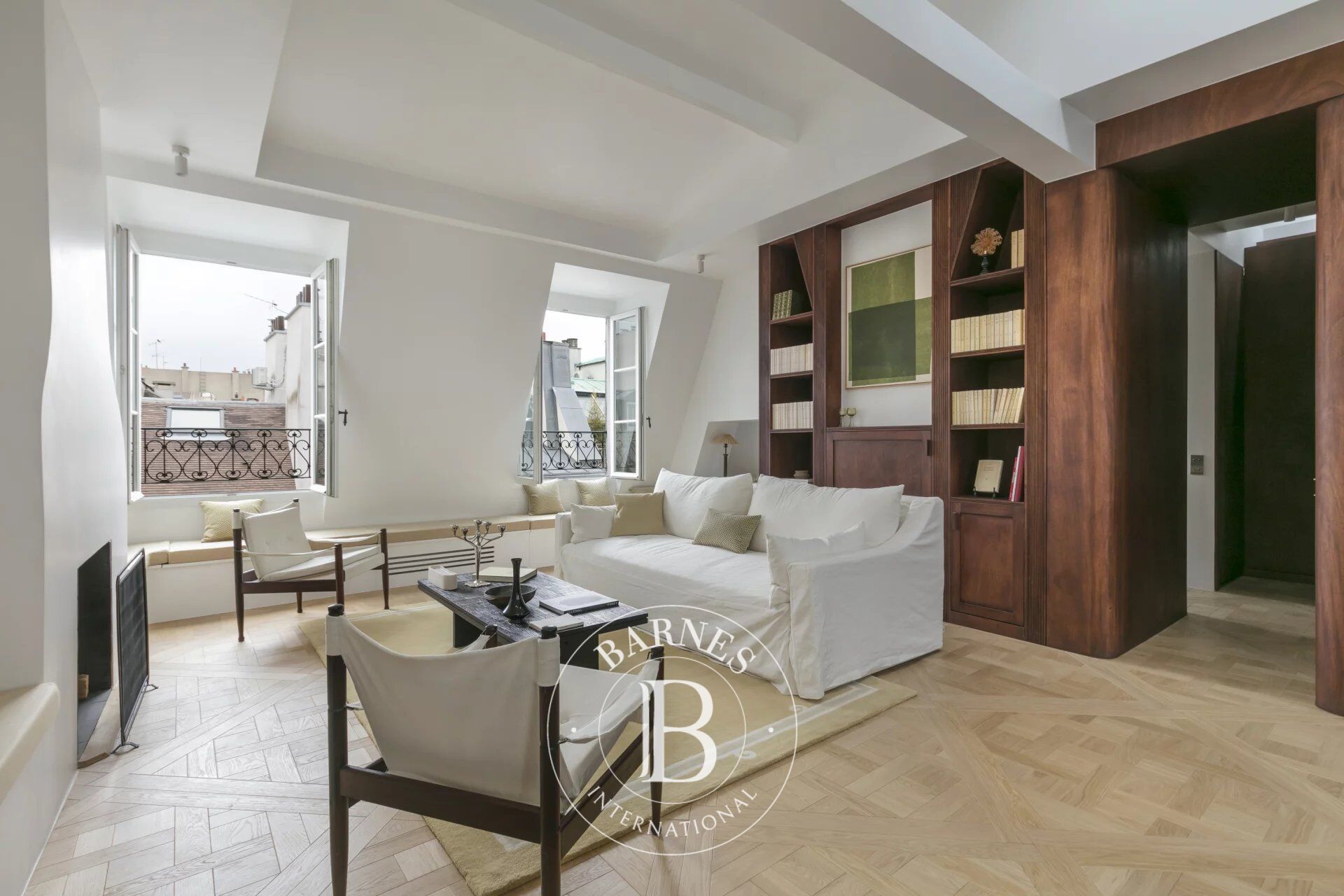 Paris 7e - Saint Thomas d'Aquin - Appartement 3 Chambres et bureau - picture 2