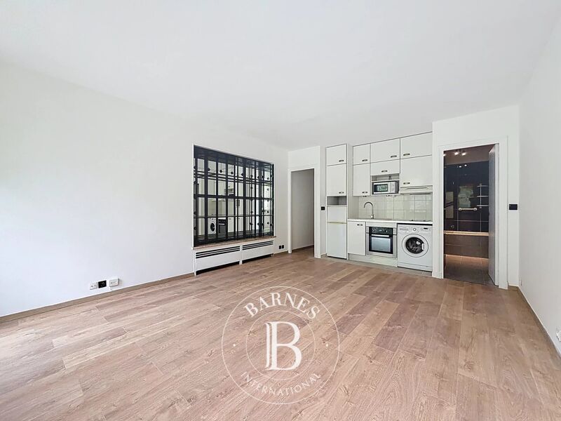 À louer Studio | Paris 16ème - picture 2