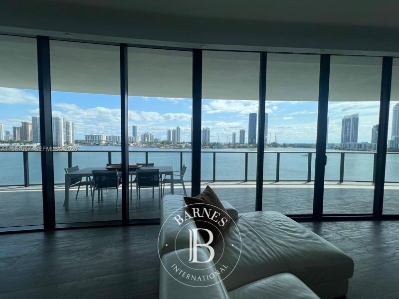 Alquiler Piso | Miami - picture 3