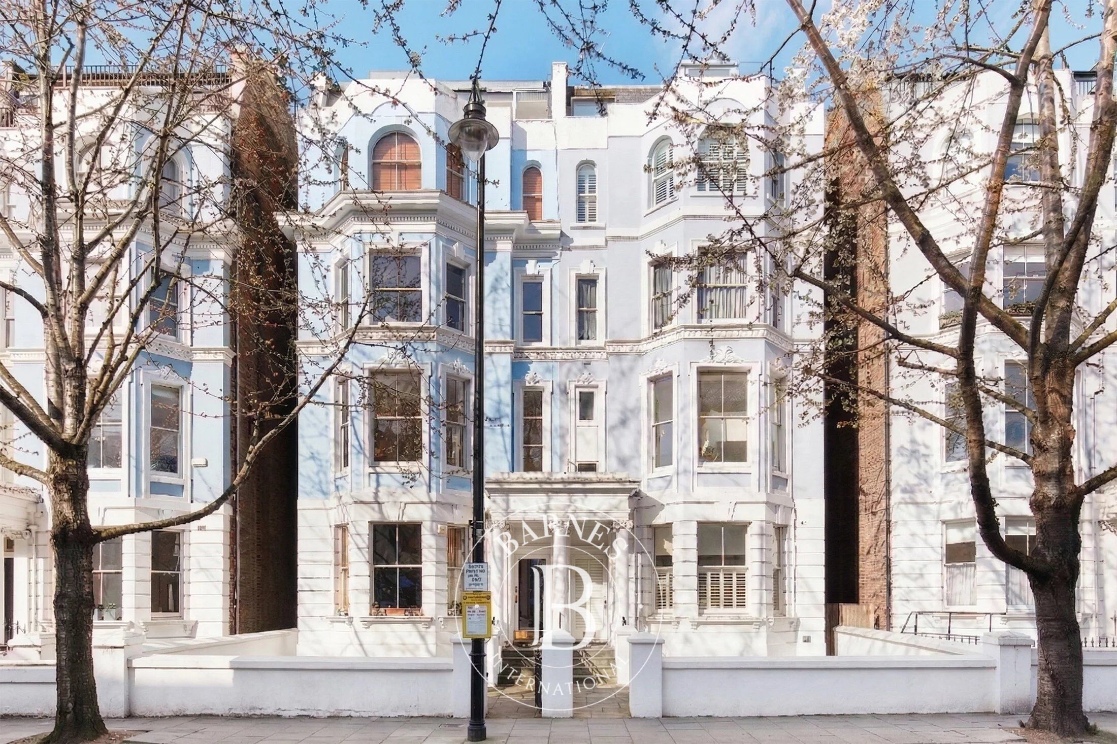 Colville Road, Notting Hill W11 - picture 1