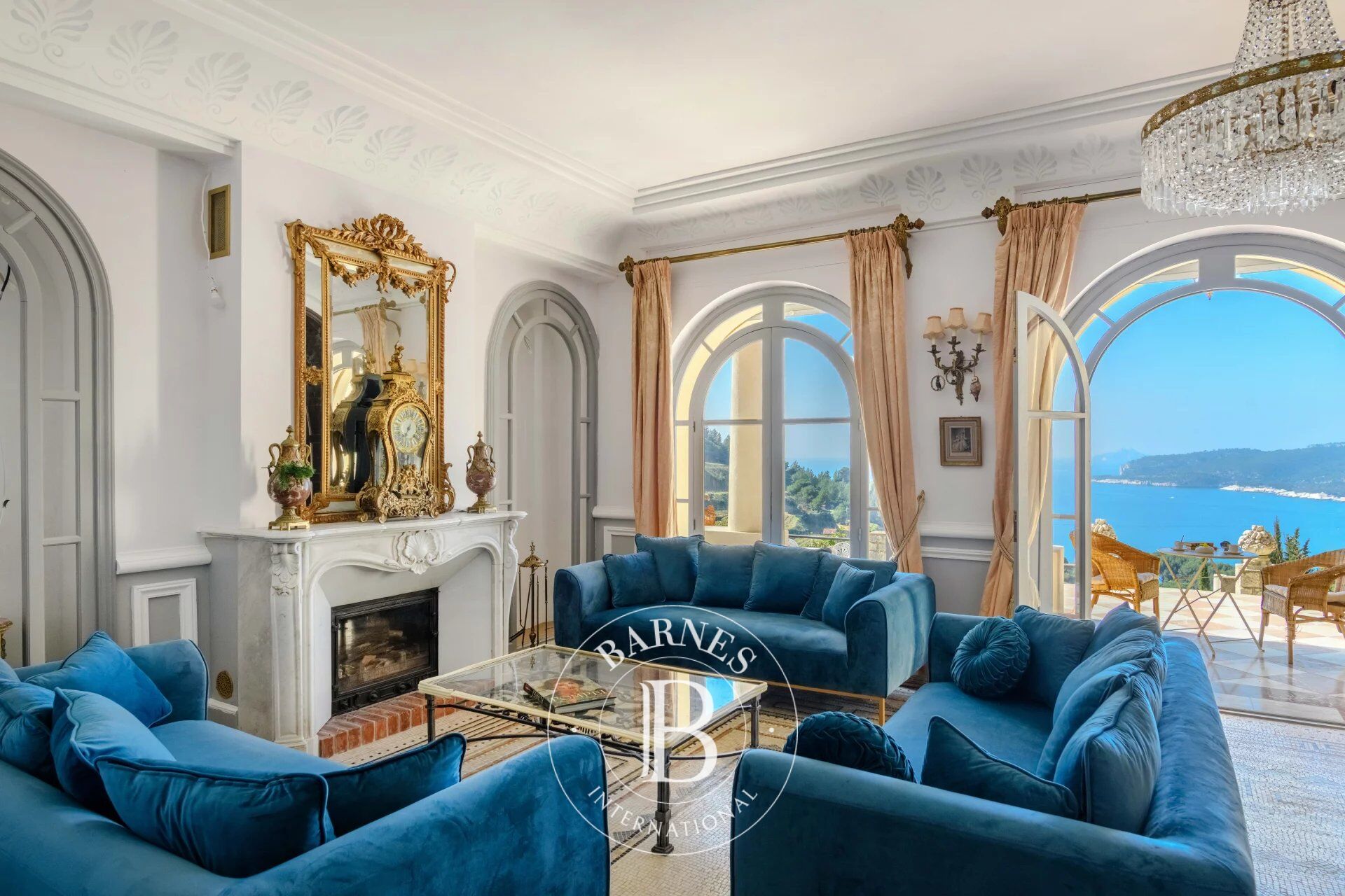 Location Saisonnière — Villa d’Exception sur les Hauteurs de Cassis - picture 3