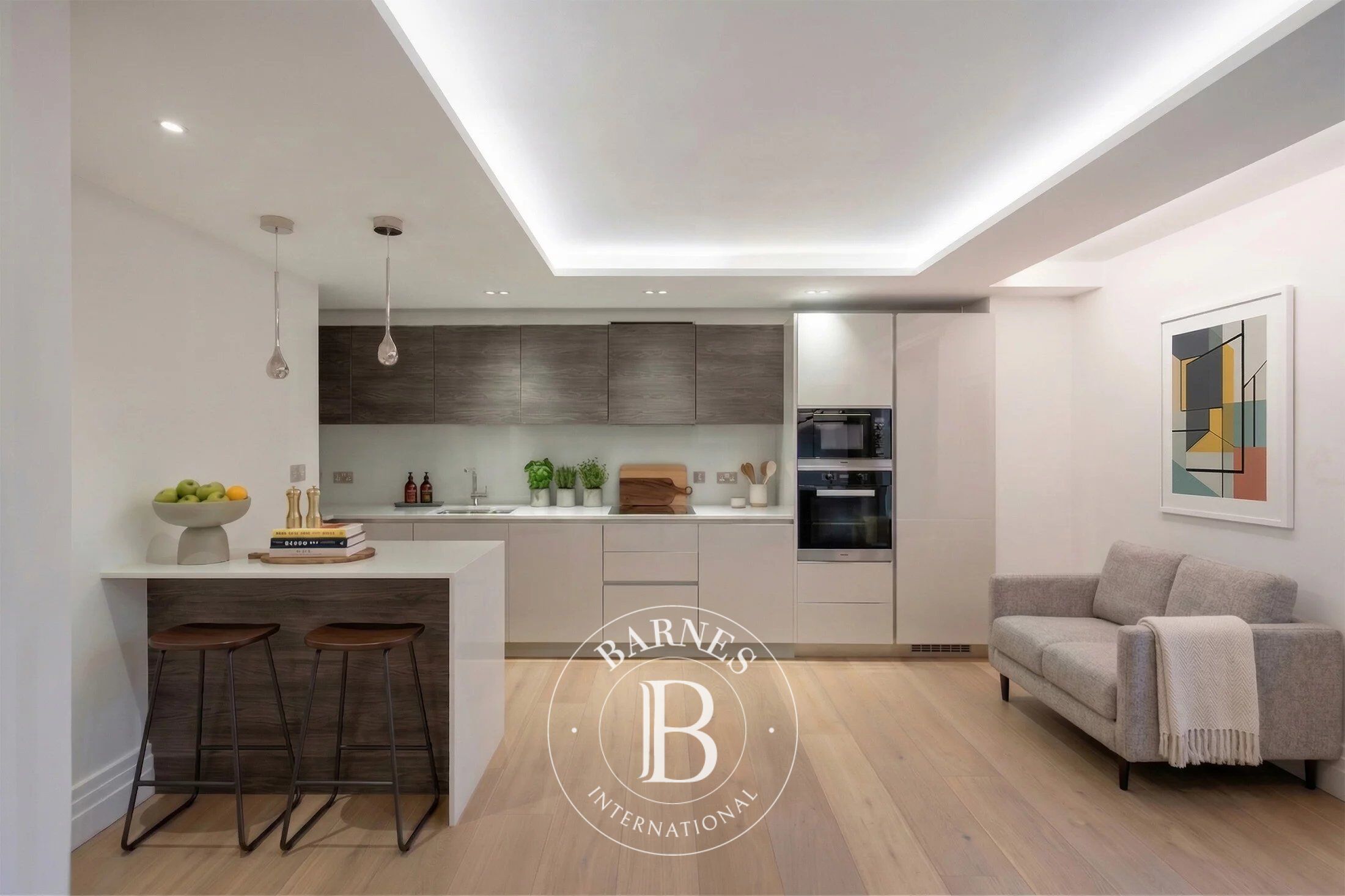 Kensington Gardens Square, Bayswater - picture 1