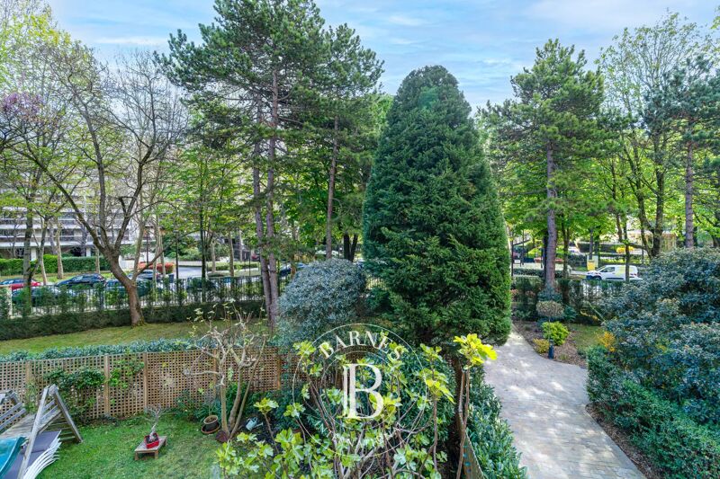 For Sale Apartment | Neuilly-sur-Seine - picture 2