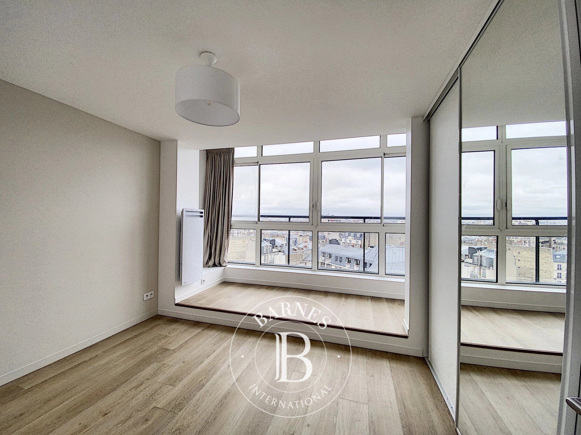 The BARNES rental department is presenting this property: - picture 3