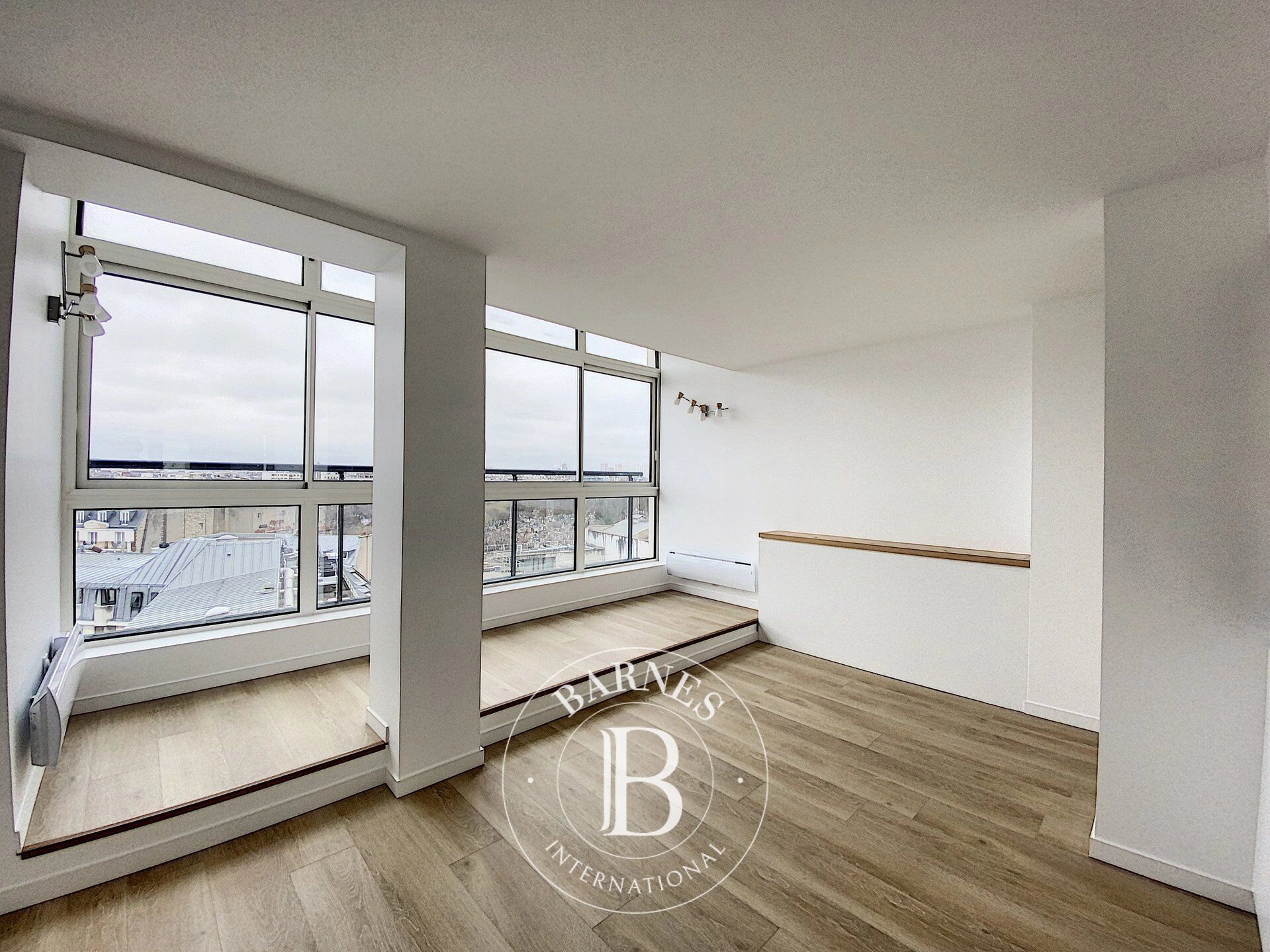 The BARNES rental department is presenting this property: - picture 1