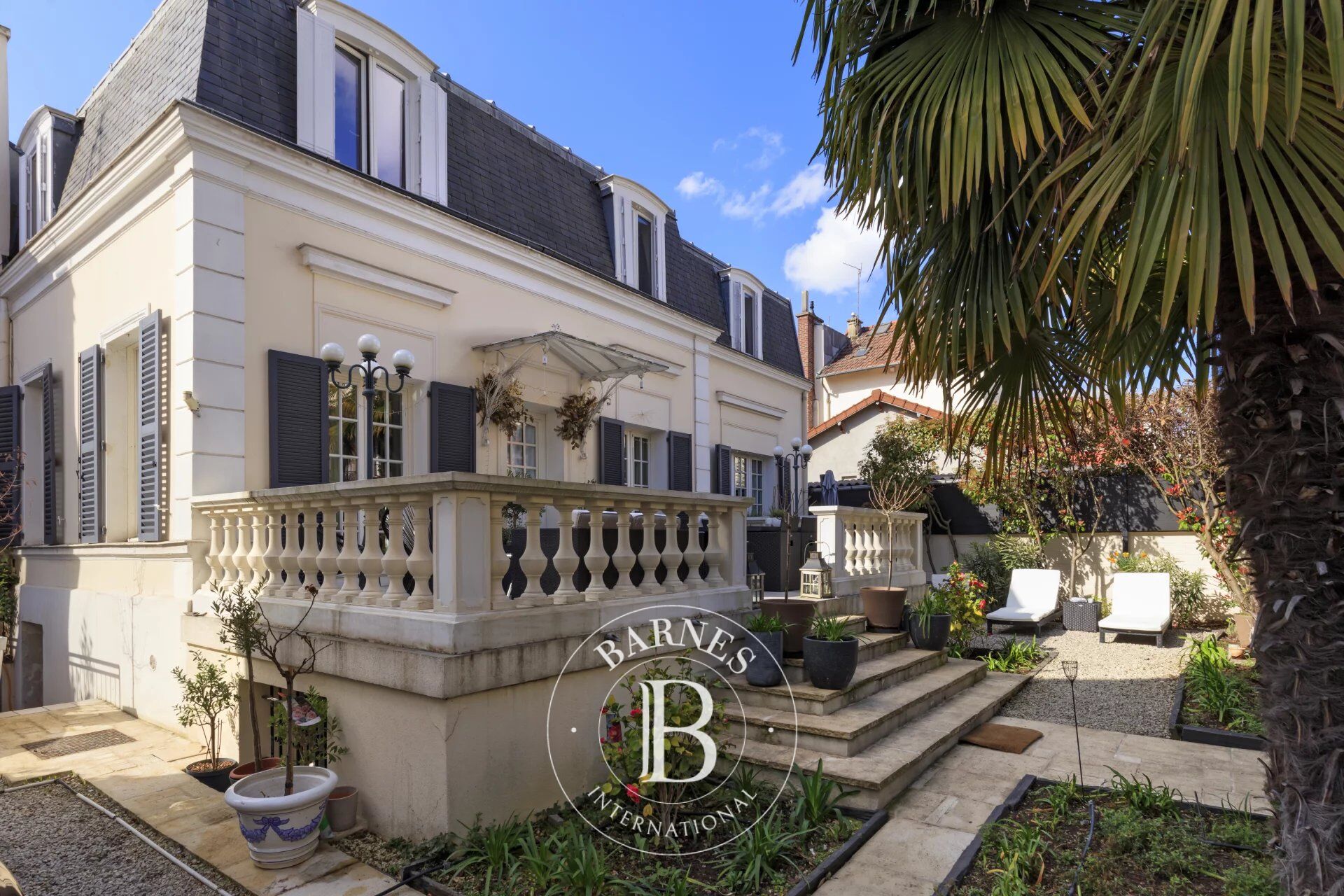 ASNIERES FLACHAT - MAISON 4 CHAMBRES ET JARDIN - picture 1