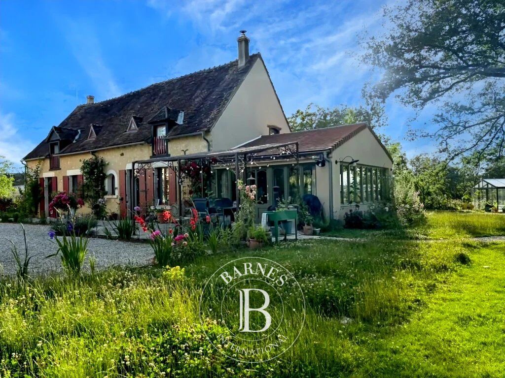 SANCERRE - Jolie propriété pleine de charme sur 8700 m² - picture 3
