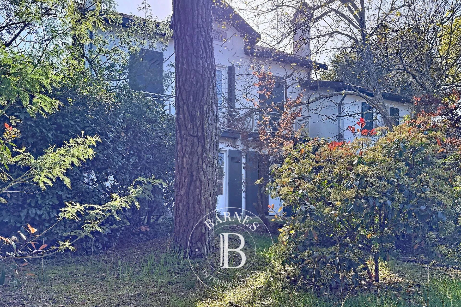 Villa Arcachon - picture 2