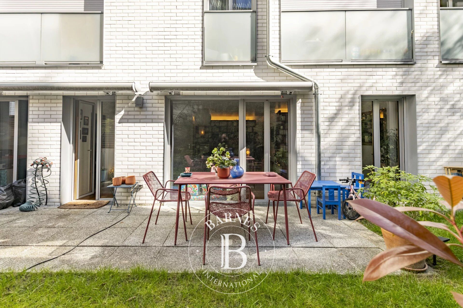 PARIS 15 - APPARTEMENT FAMILIAL -  TERRASSE - JARDIN - BOX - picture 3