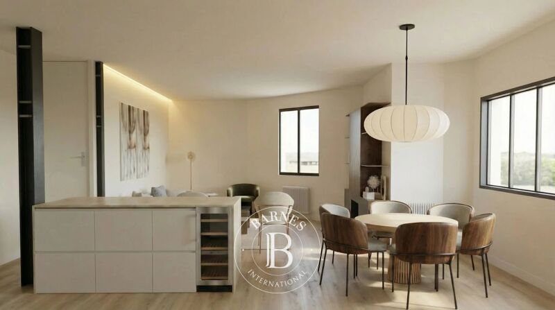 Elegante piso de esquina en finca señorial en Almagro