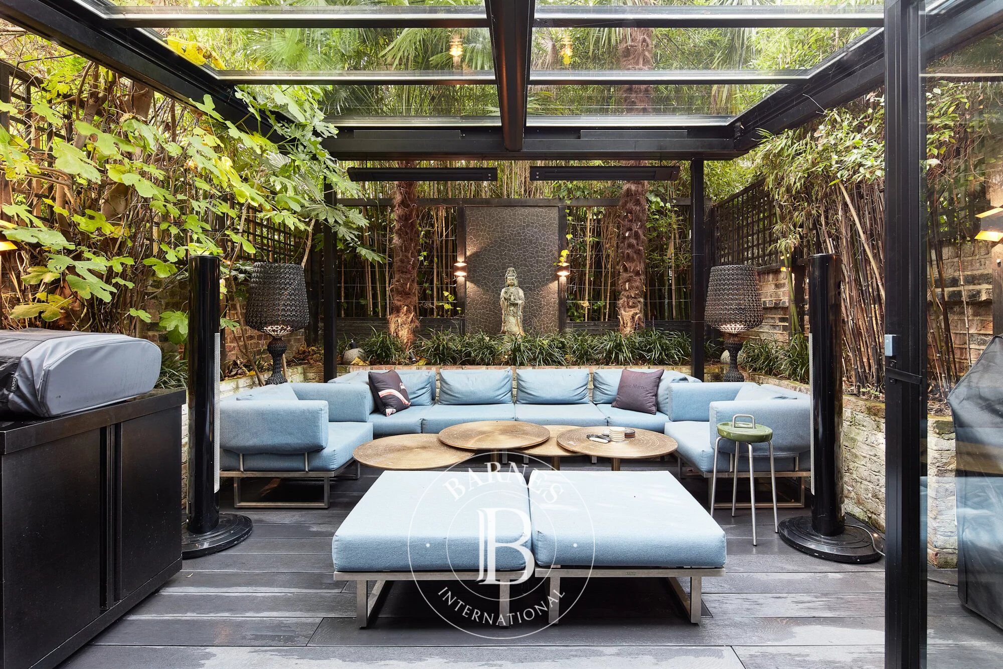 Alexander Street, Notting Hill - picture 1