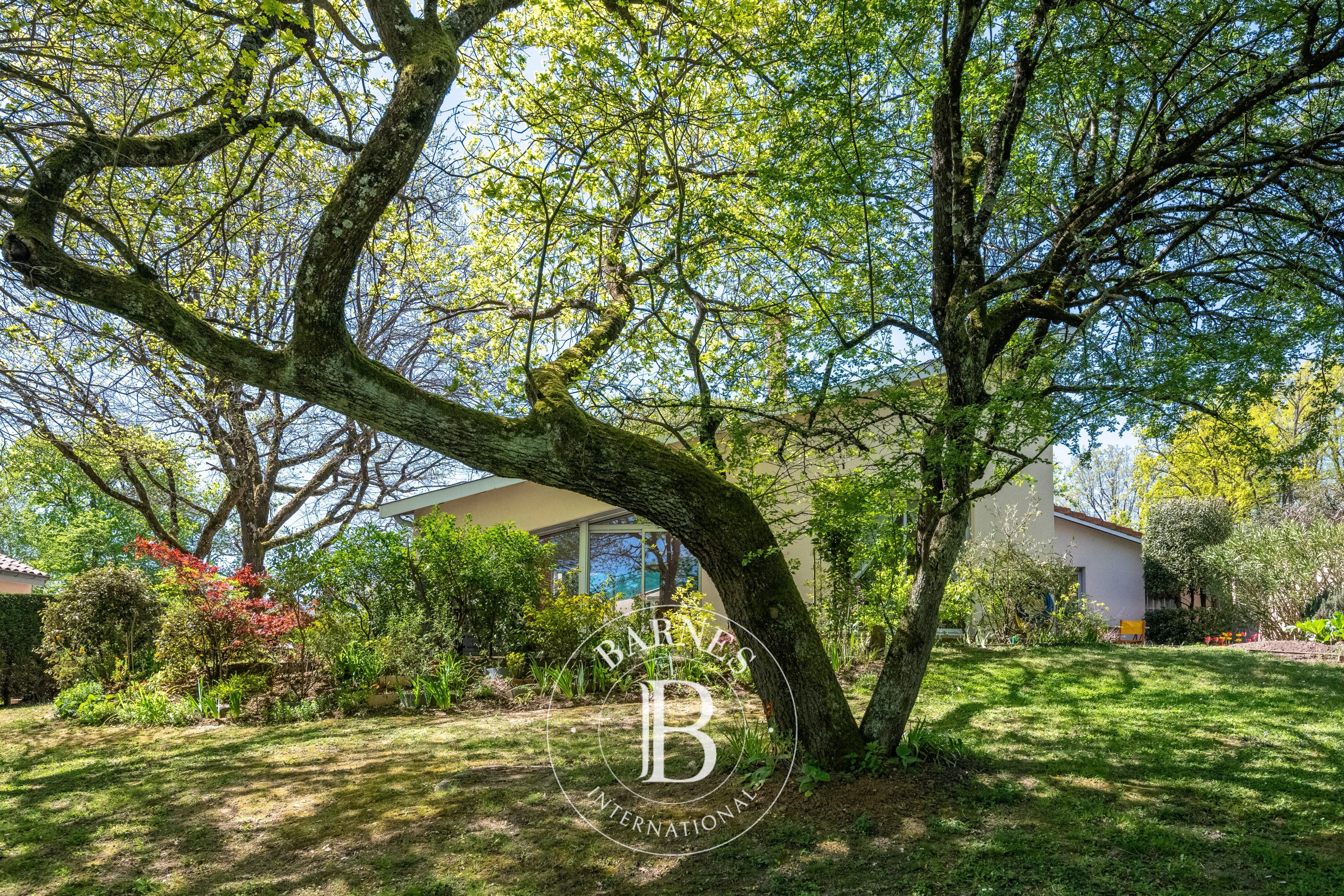 Casa Charbonnières-les-Bains - picture 1