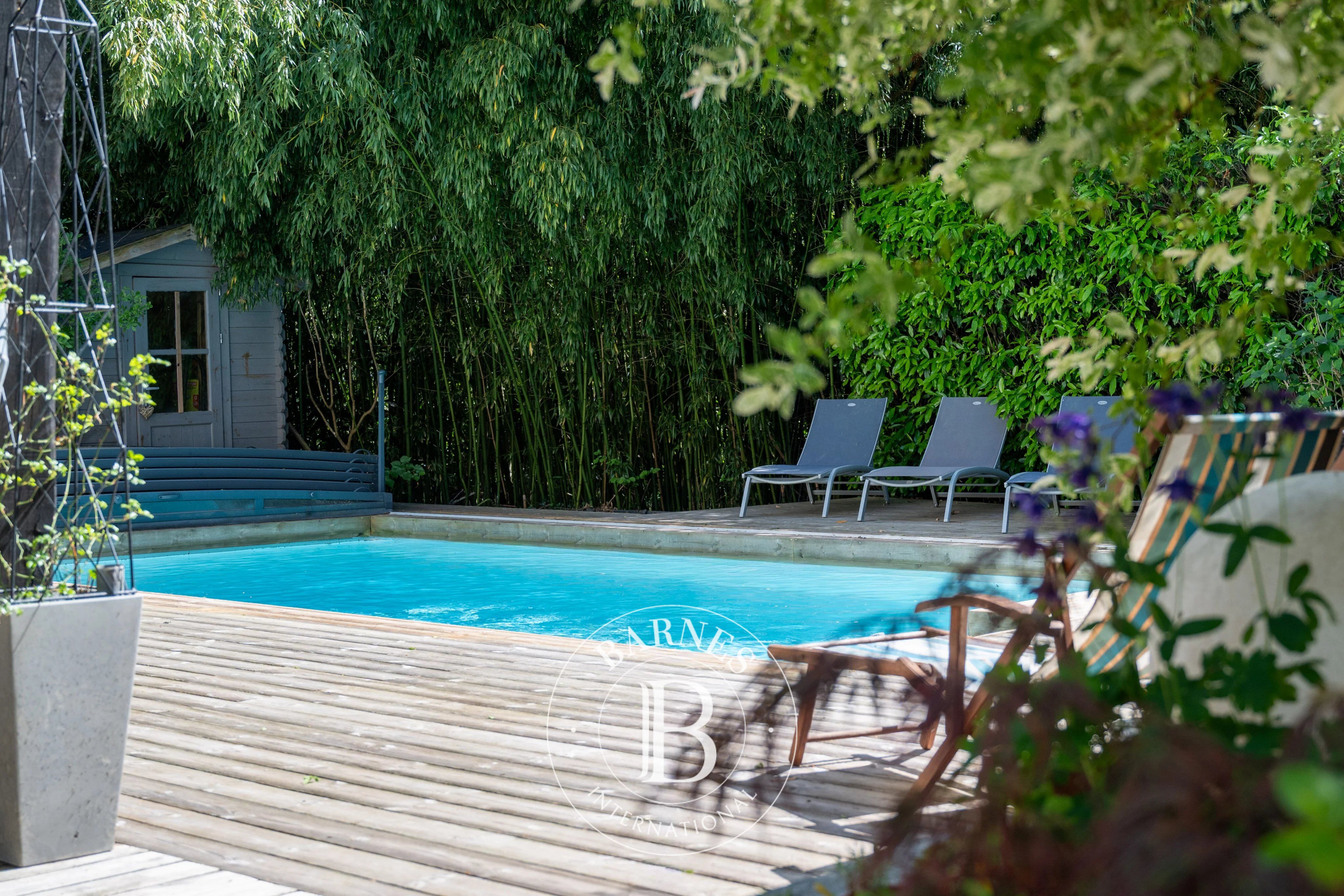 SAUTRON - Maison 5 chambres avec piscine - picture 1