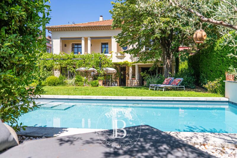 For Sale Townhouse | Aix-en-Provence - picture 2