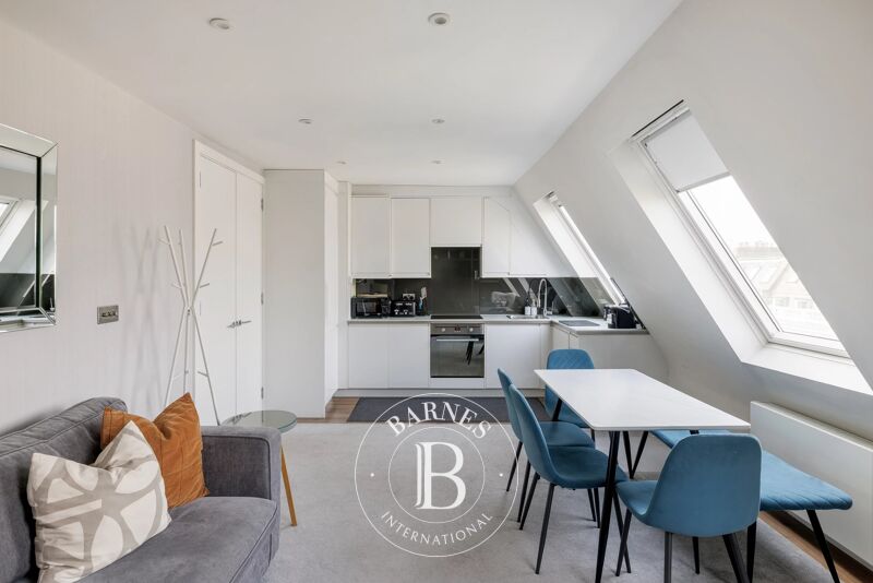 For Rent Apartment | London - picture 1