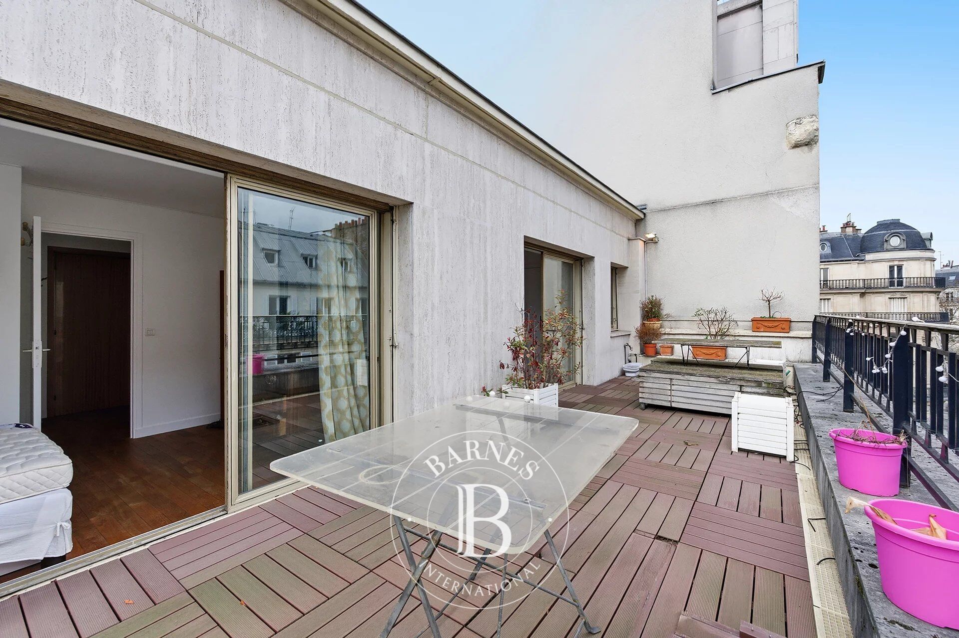 PARIS 8E - ST PHILIPPE DU ROULE -  6E ETAGE - TERRASSE - picture 1