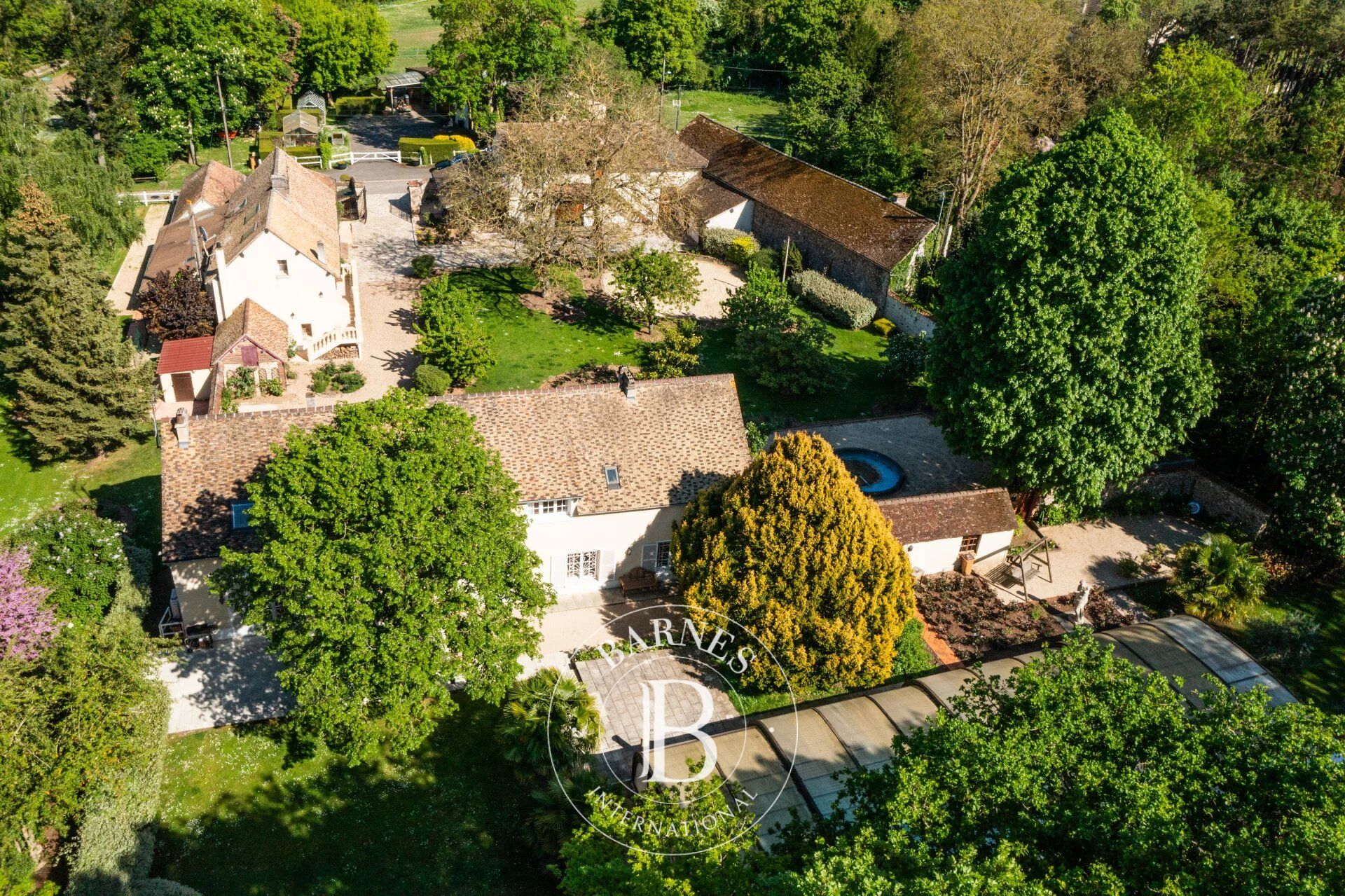 Yvelines - Propriété de famille - Lisière de foret - picture 1