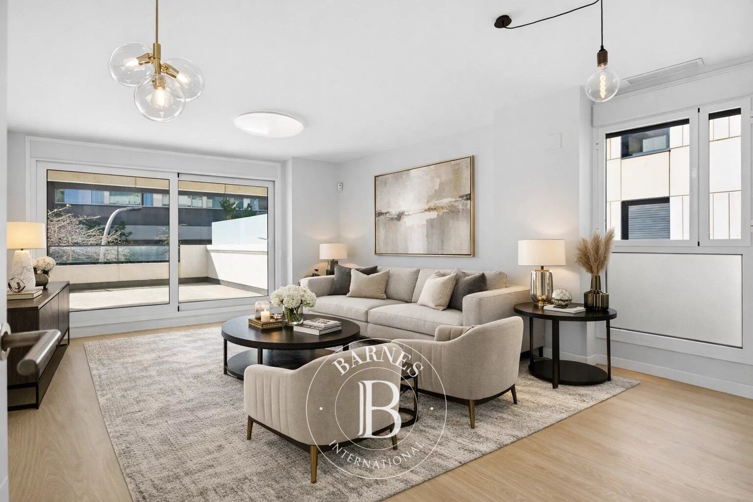 Piso exclusivo con terraza, parking privado y  piscina comunitaria en Diagonal Mar - picture 1