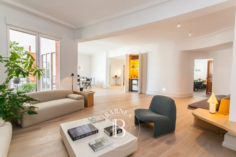 For Sale Apartment | Madrid - picture 2