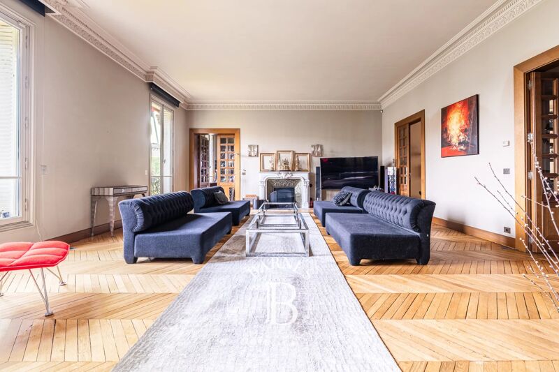 For Sale Apartment | Paris 16ème - picture 2