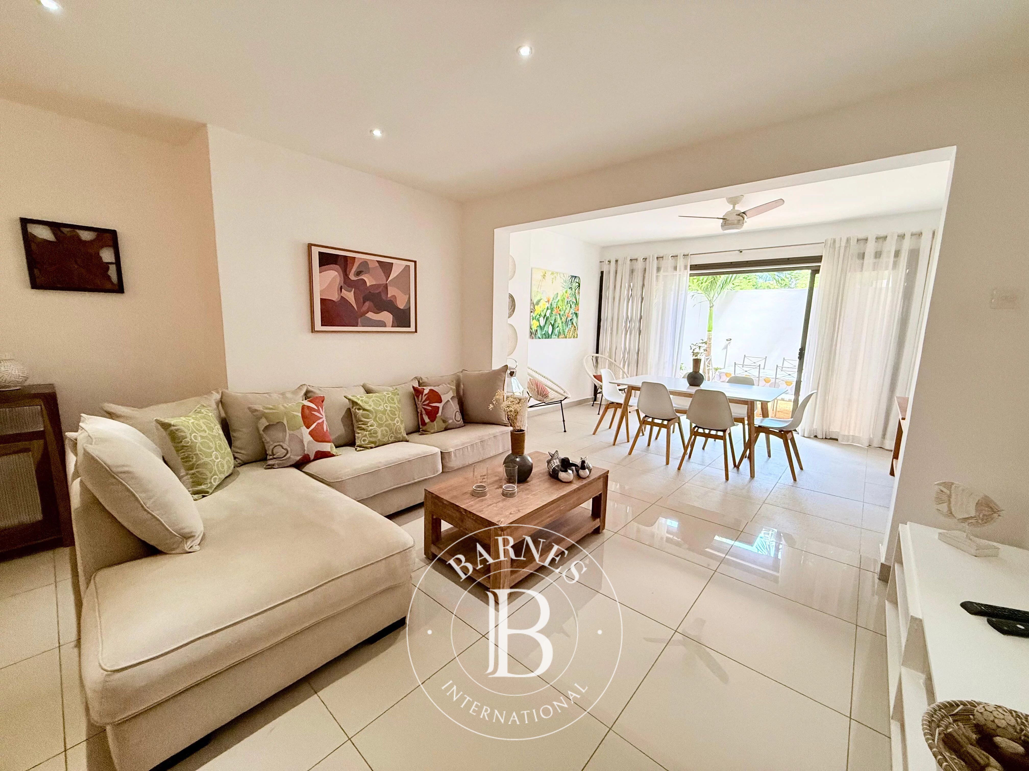 RIVIÈRE NOIRE - Appartement moderne et spacieux - 3 chambres - picture 2