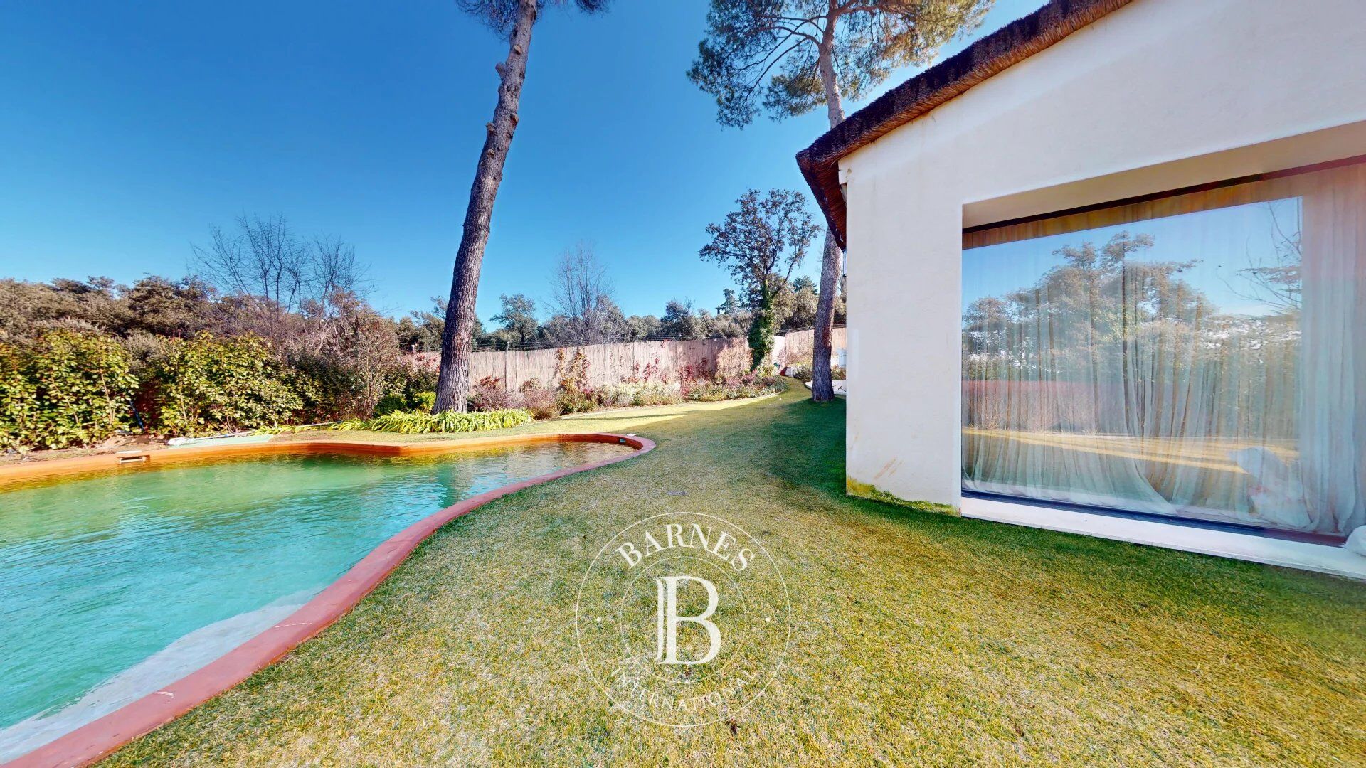 MADRID - FUENCARRAL EL PARDO Stunning 7-bedroom villa - picture 1