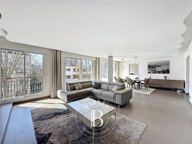 Le service location de la Maison BARNES vous propose ce bien :